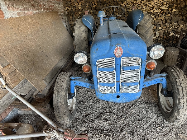 Fordson Dexta